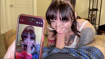 Em Và Thằng Anh Kế Tìm Thấy ảnh Sex Của Bố Dượng Mẹ Kế Rồi Bắt Chước địt Nhau Luôn